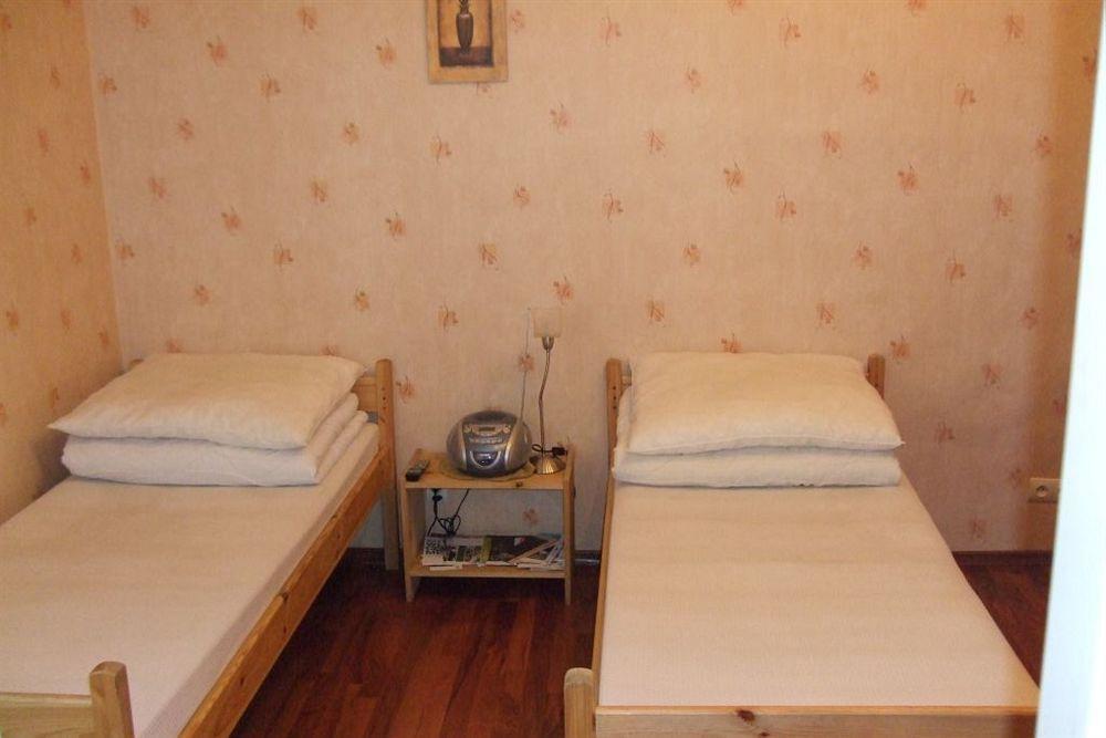 Old Walls Hostel Cracovie Extérieur photo