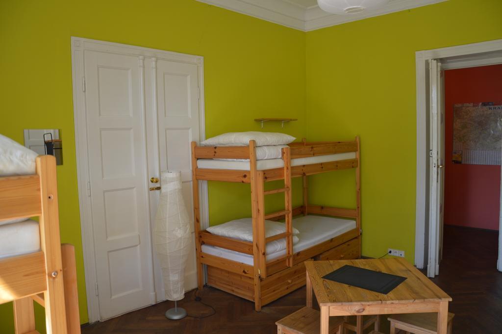 Old Walls Hostel Cracovie Chambre photo