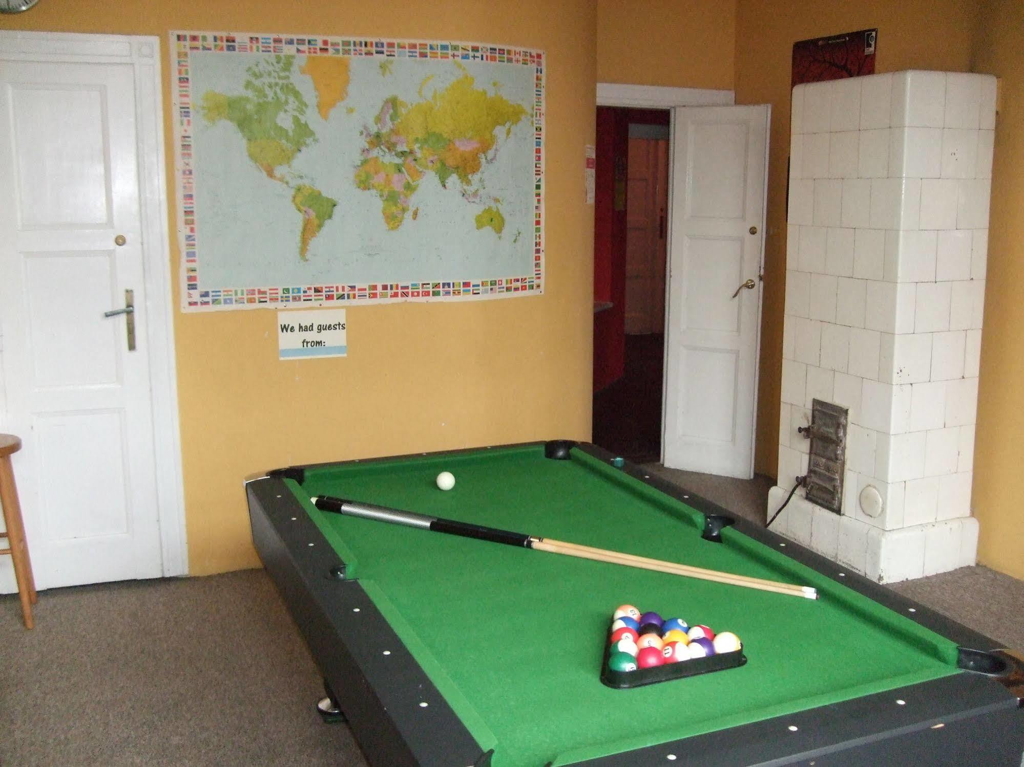 Old Walls Hostel Cracovie Extérieur photo