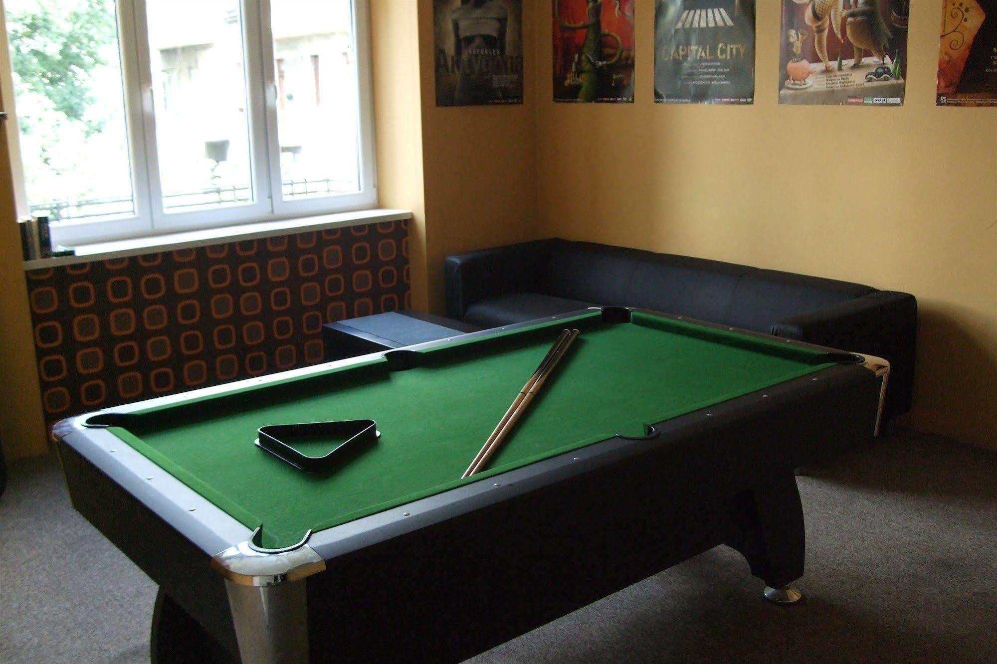 Old Walls Hostel Cracovie Extérieur photo